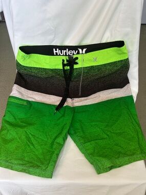 Hurley Men’s Neon Green and Black Gradient Board Shorts